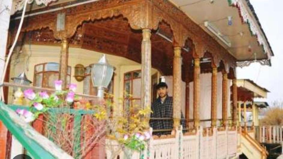 ホテル New Minar Group Of Houseboats Srīnagar エクステリア 写真